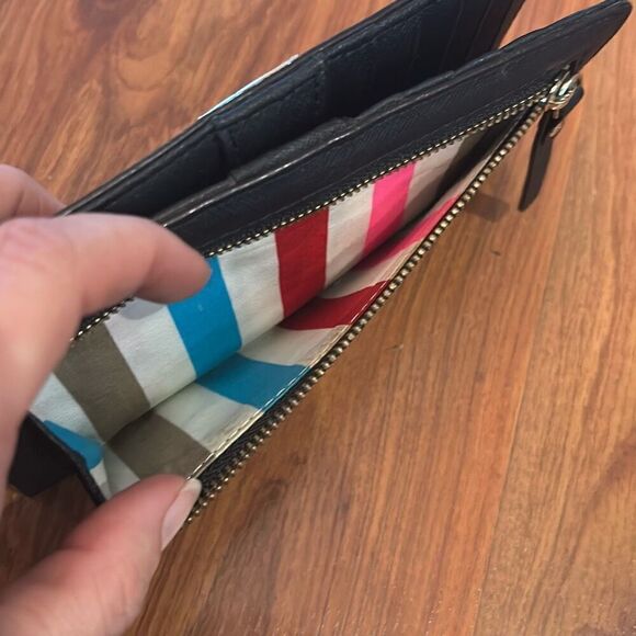 Kate spade blush wallet. - Picture 5 of 6